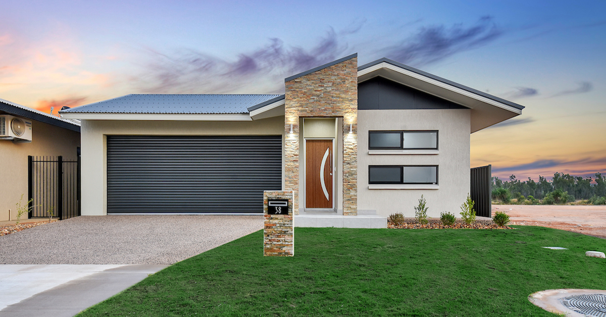 new-home-approvals-at-5-year-low-as-credit-crunch-bites-harder